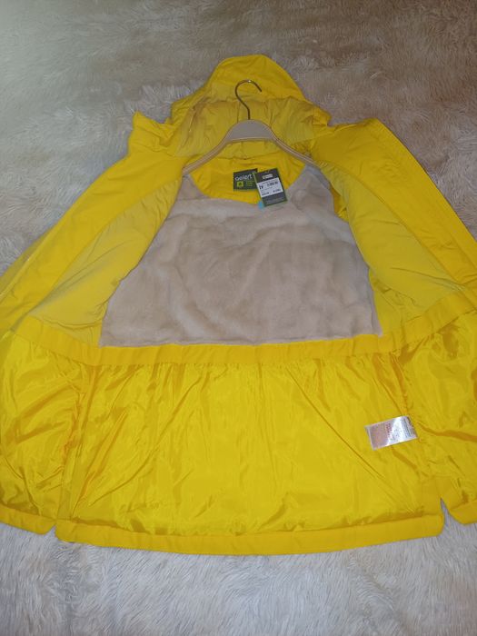 Vând geaca dama nepurtata