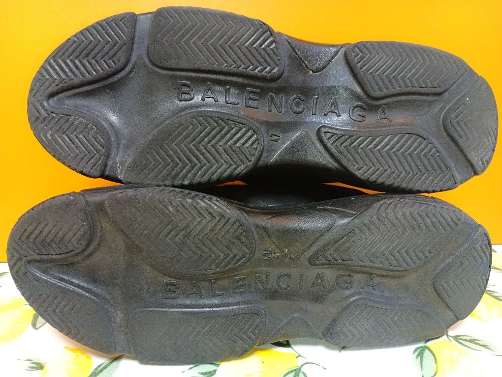 Balenciaga N 42 Triple S - 55 лв