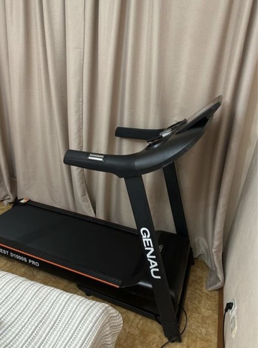 Беговая дорожка GENAU Everest D1000S Pro новая!