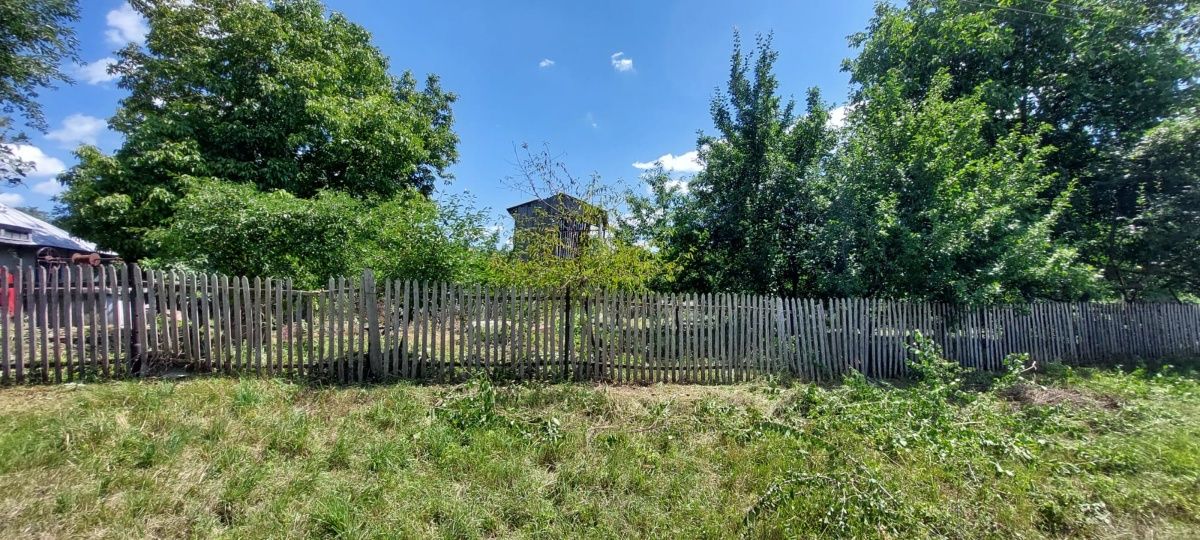 Gospodărie lângă lac la 10 min. de Dorohoi - casă + 5000 mp teren