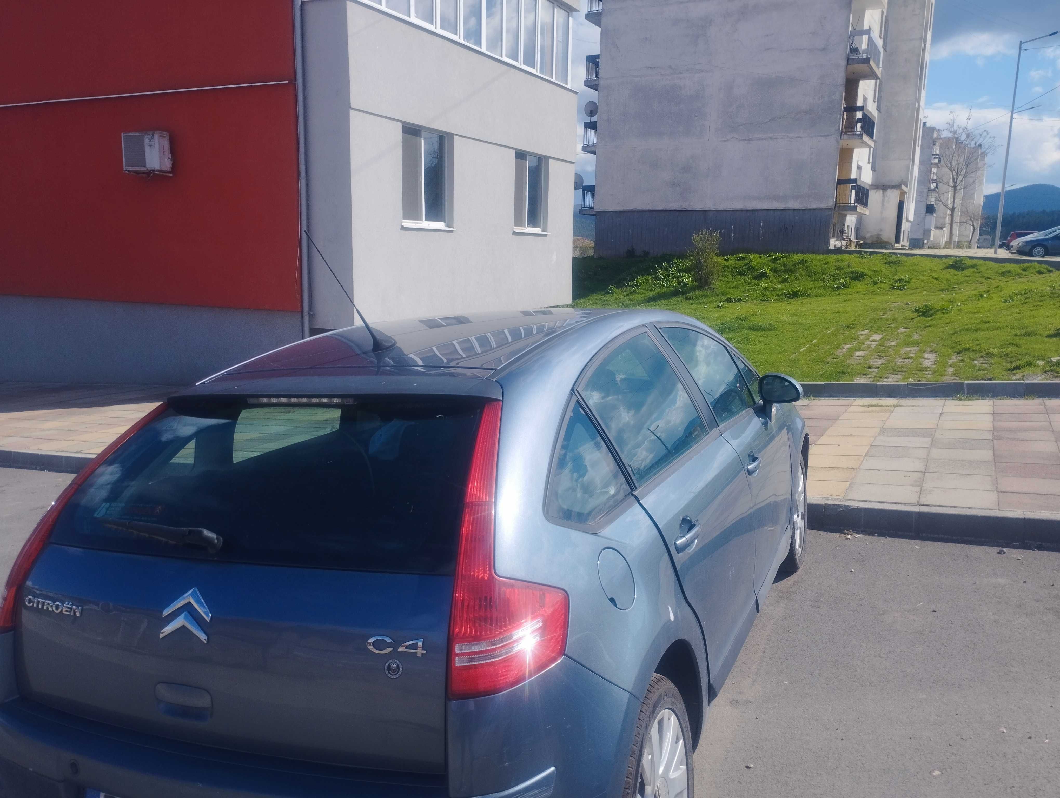 Продавам Citroen C4