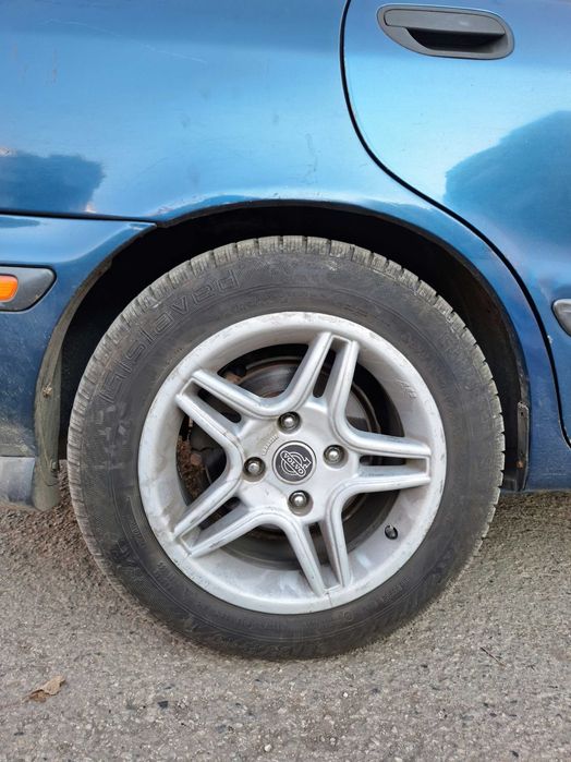 Пружини комплект с амортисьори Volvo S40 седан.