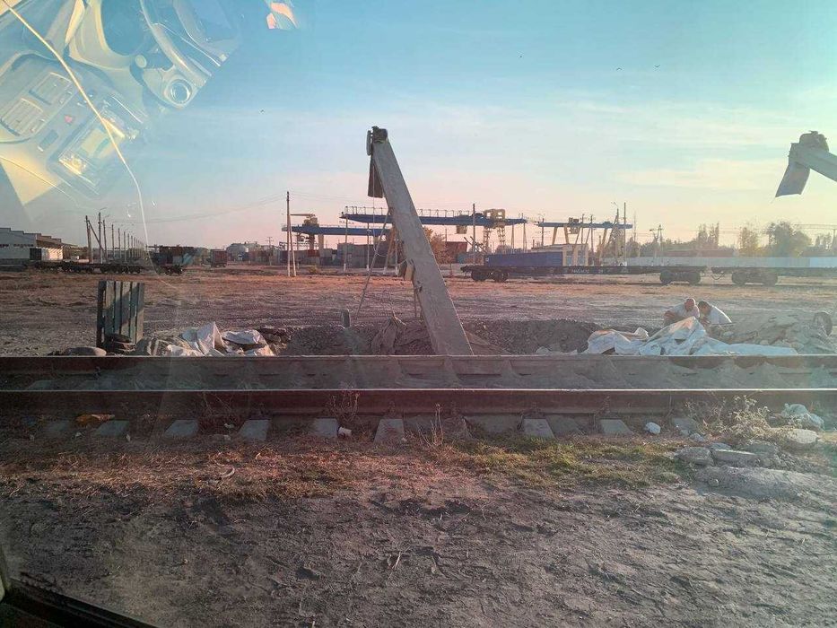 Шнек для погрузки и разгрузки цемента из вагонов в цементовоз