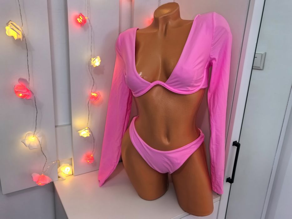 Costum de baie nou mărimea M