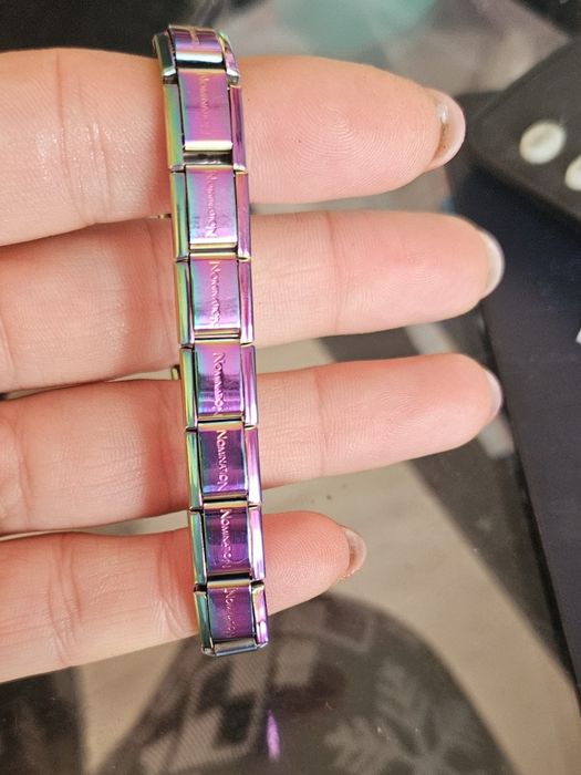 Гривна Nomination.