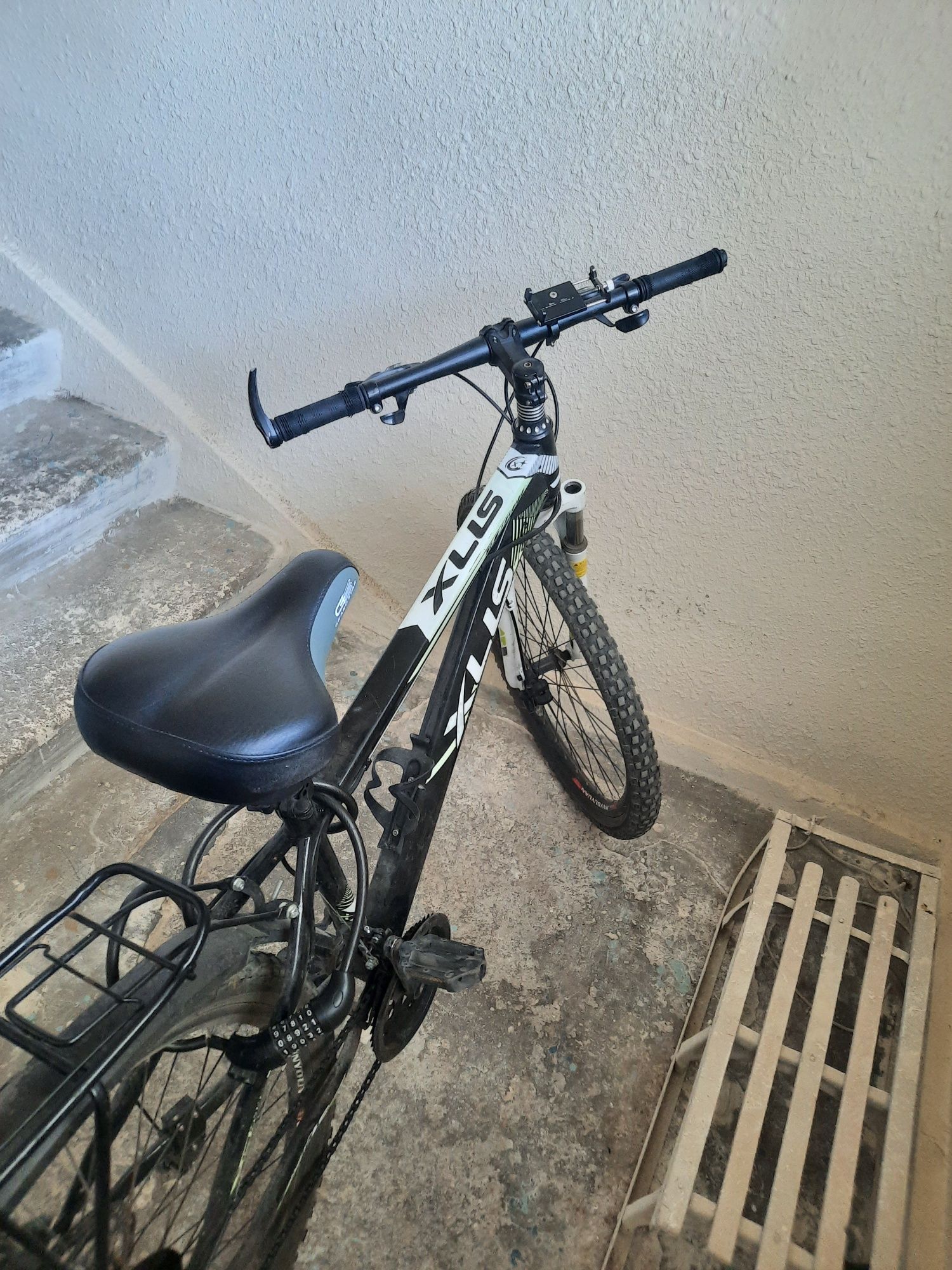 Velosiped sotilad 550 000 sum kelishtirb berilad