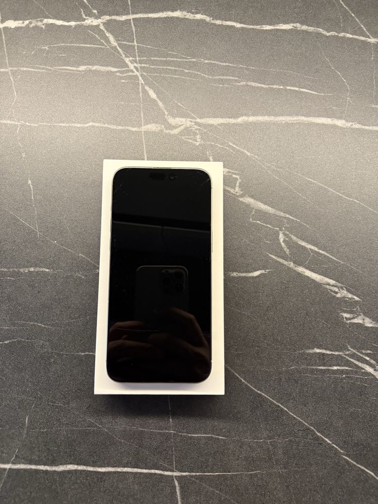 Iphone 15 pro max 256gb natural titanium