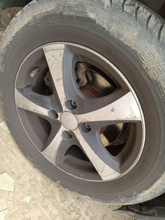 Титан сатылад R14 4шт