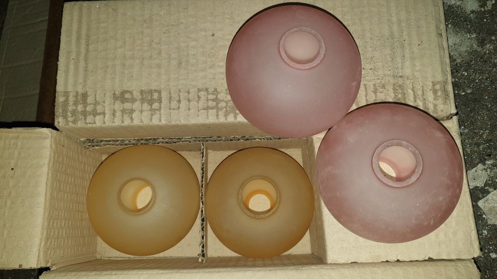 Abajur sticla pt lampa sau candelabru 10 lei bucata