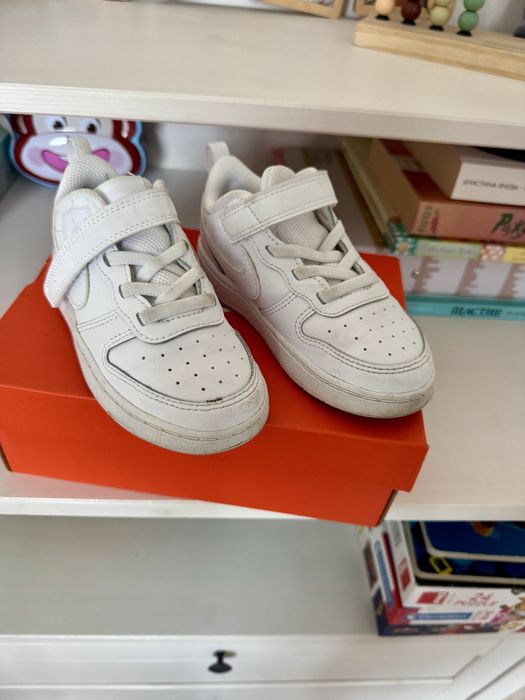 Детски обувки кецове Nike  27 номер