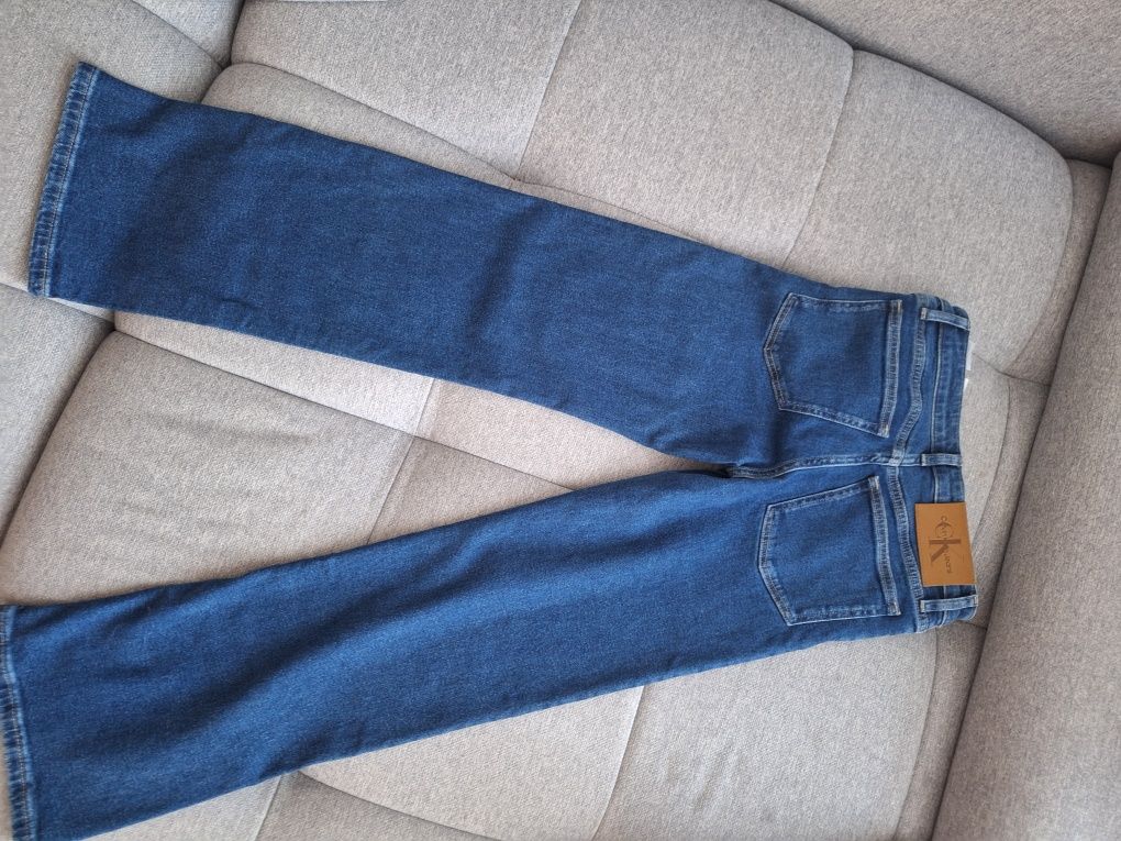 Дънки Calvin Klein