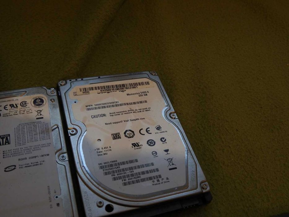 Harddiskuri si memorii laptop si pc