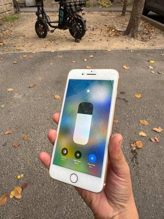 Айфон 8+ 64гб торг