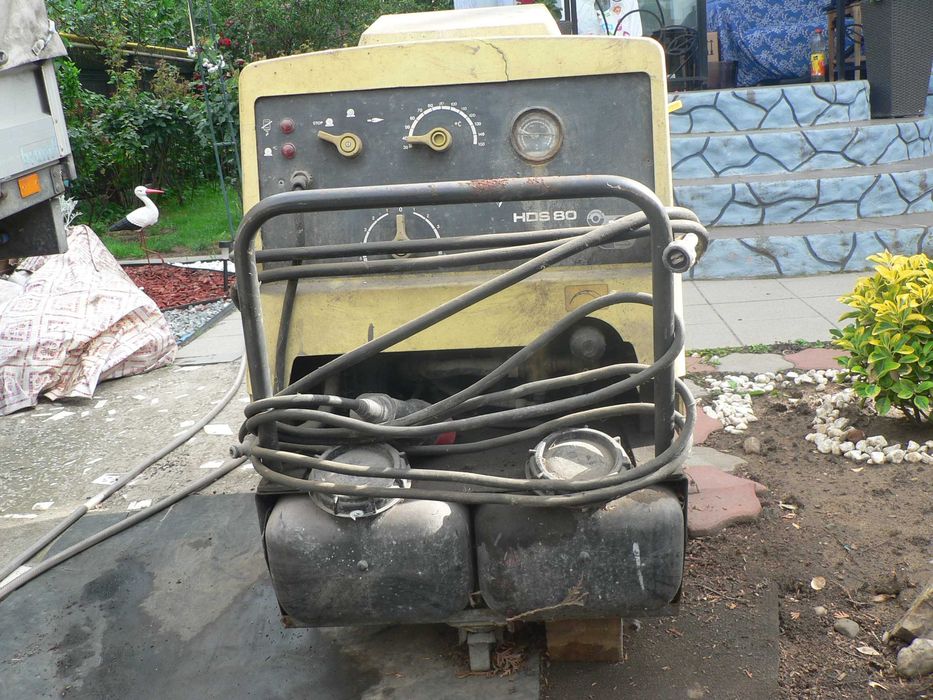 Aparat de spalat cu presiune cu apa calda Karcher Hds 80