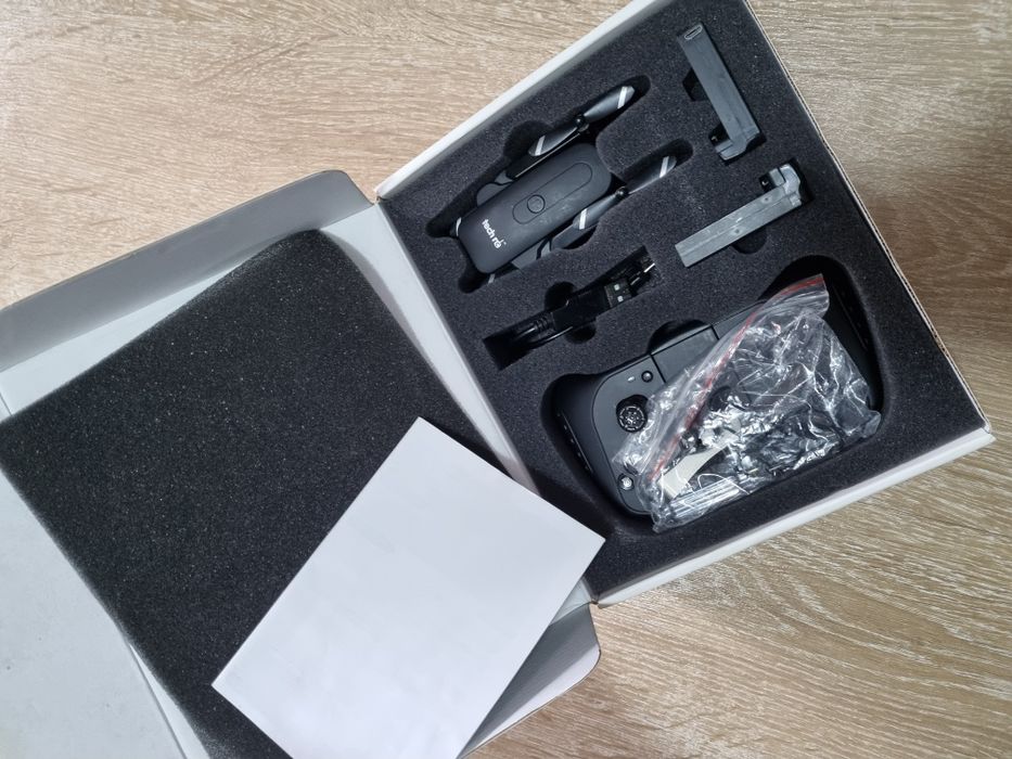 Drona hd1080 cu 2 acumulatori