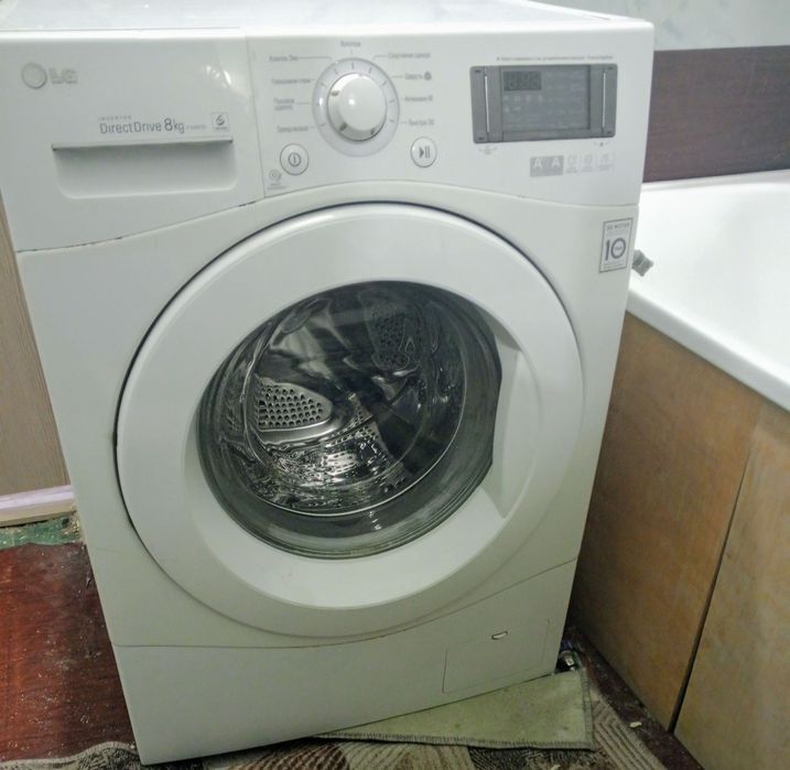 Продам стиральную машину LG б/у в отличном состоянии 8 кг загрузка