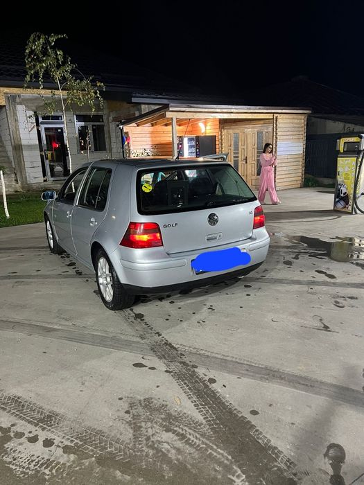 Vând sau schimb  Golf 4