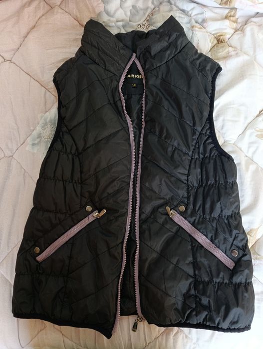 Безрукавка женская