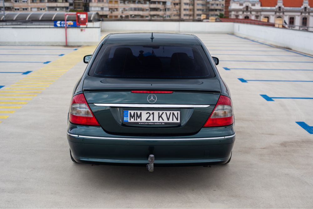 Mercedes E-Class 320 CDI 4MATIC Avantgarde 3.0 V6