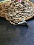Medalion argint trompeta miniatura