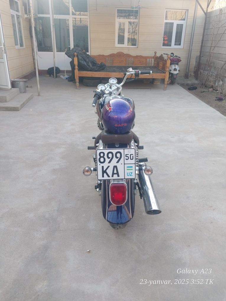 Kaskasi qo'shib beriladi.