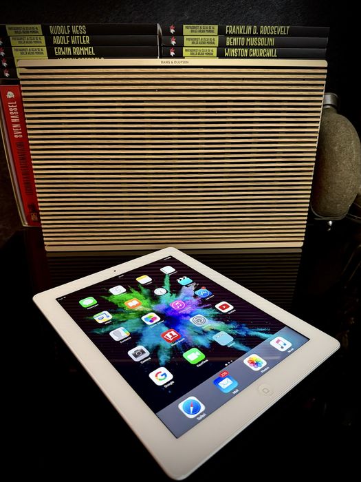 Tableta apple ipad 3 32gb ipad a1430 wifi cellular pentru citit e book