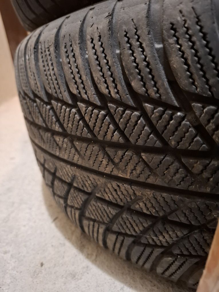 Зимни гуми 225 50 18 Bridgestone  Runflat