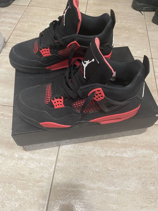 Jordan 4 Red Thunder