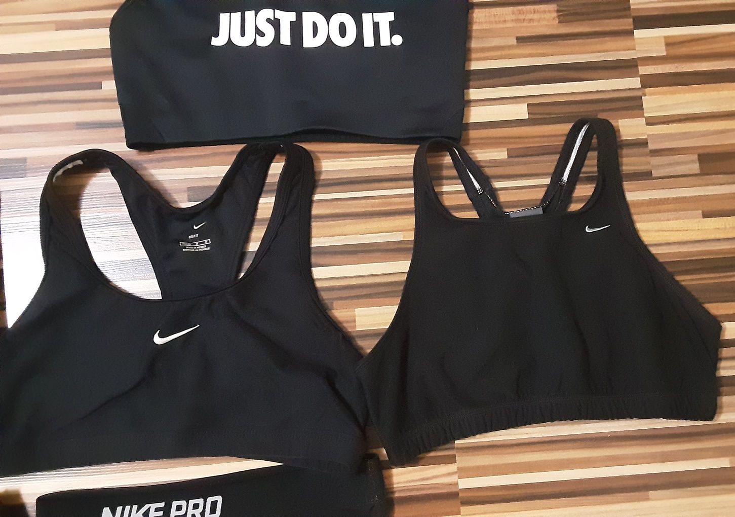 (S) NIKE PRO оригинални къси клинове и бюстиета