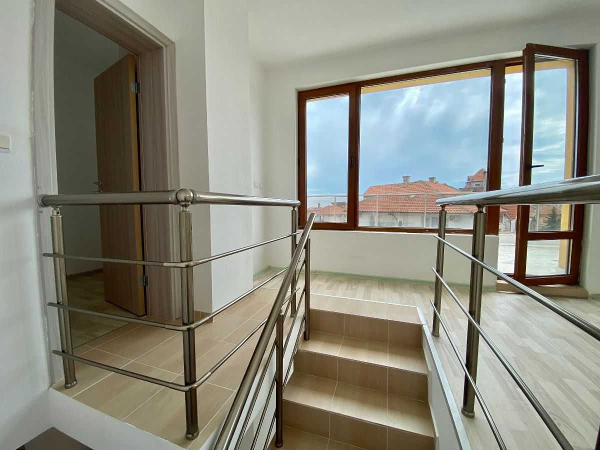 Продава се Четиристаен апартамент в с. Равда, Област Бургас - 175 кв.м за 743 €/кв.м - Снимка #8