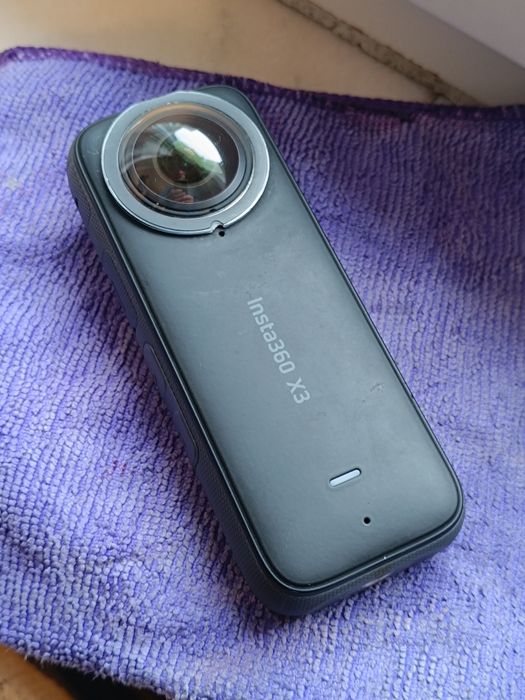 Cameră acțiune  insta360 X3 + 3 acumulatori
