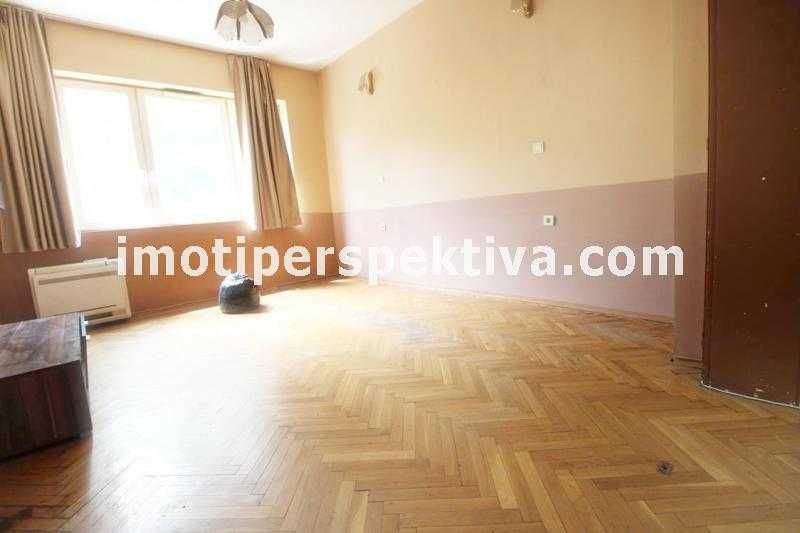 Продава се Тристаен апартамент в Пловдив, Център - 100 кв.м за 1850 €/кв.м - Снимка #5