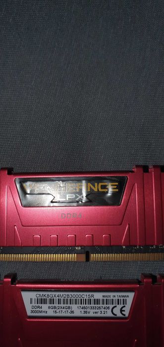 Kit Dual Channel Corsair Vengeance LPX 8 GB