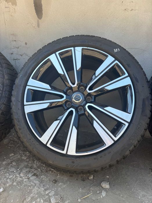 Set 4 anvelope Pirelli SotoZero 235 45 R19 ci385