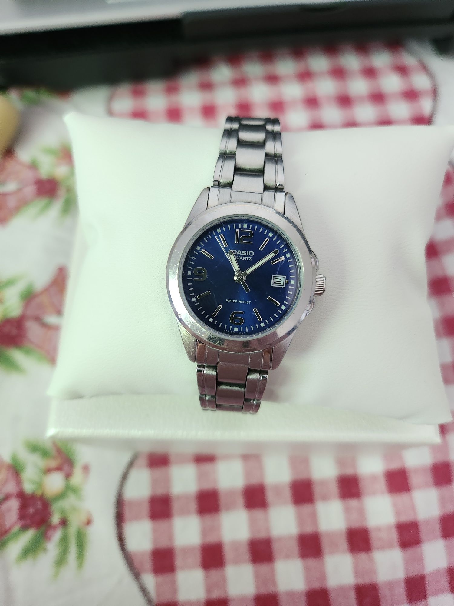 Ceas dama Casio.