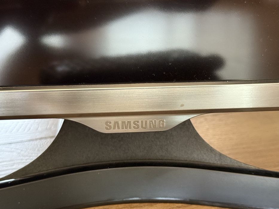 Телевизор samsung