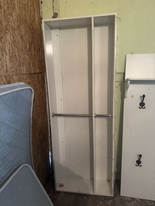 Продам навесную полку