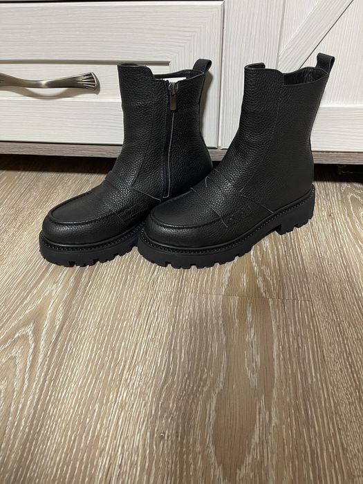 Зимняя женская обувь , 37 размер. Турция. Натуральная кожа