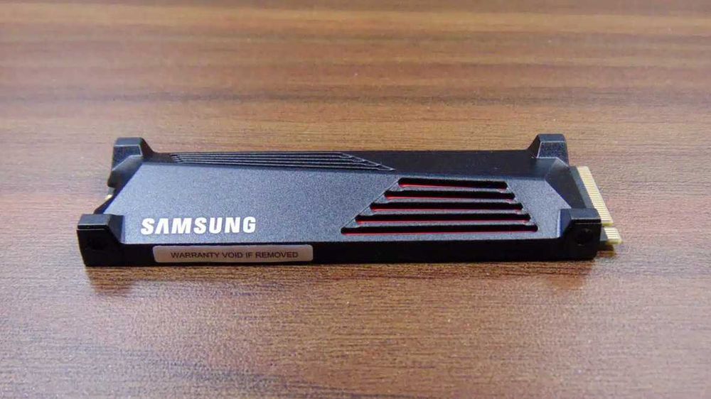 NVME SSD 2TB Samsung 990 PRO with Heatsink PCIe 4.0 PS5 MZ-V9P2T0
