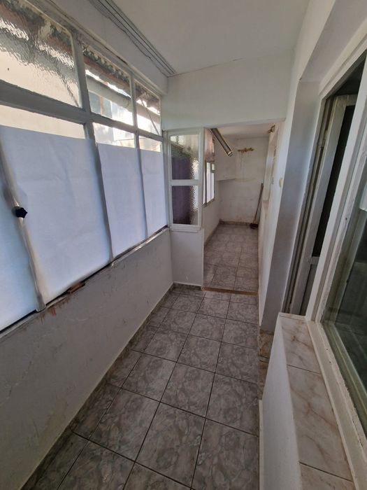 Vând apartament bloc k2