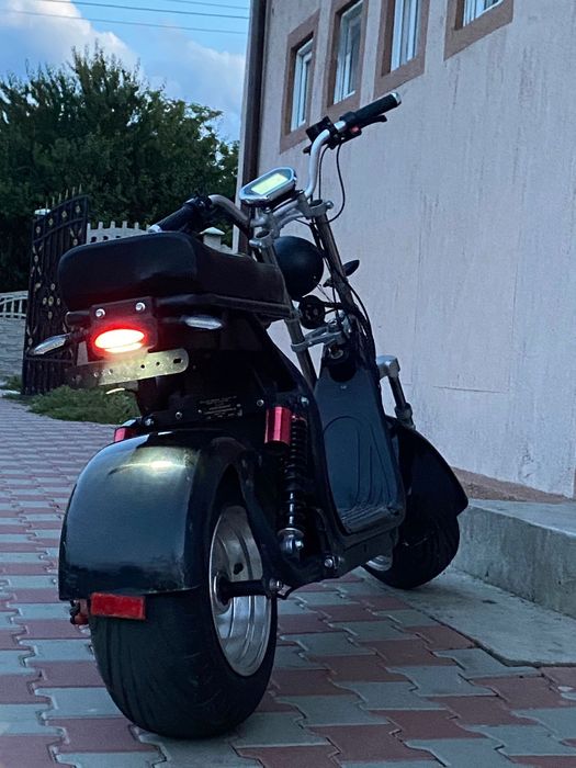 Vând scuter electric