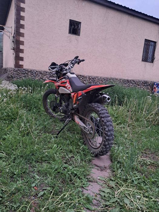 Продам эндуро 300 куб