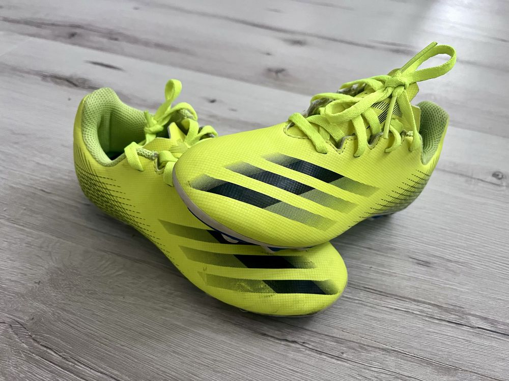 Adidasi cramponi fotbal 32