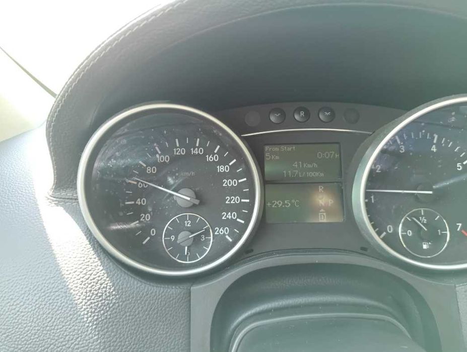 Продавам Mercedes-Benz GL 450- обслужен, готов за път и хубави емоции