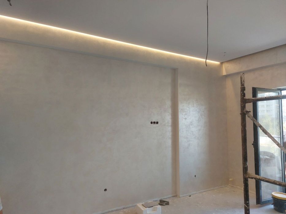 Ремонт квартир и участкалар.
Под ключ

Бригада 5 киши. 
Уз ишини мутах