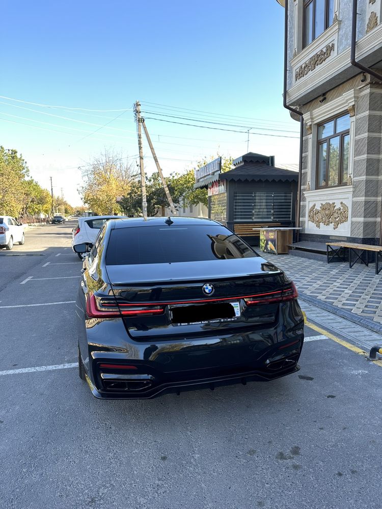 СРОЧНО продаю свое авто BMW G12 740LI 2018 год выпуска