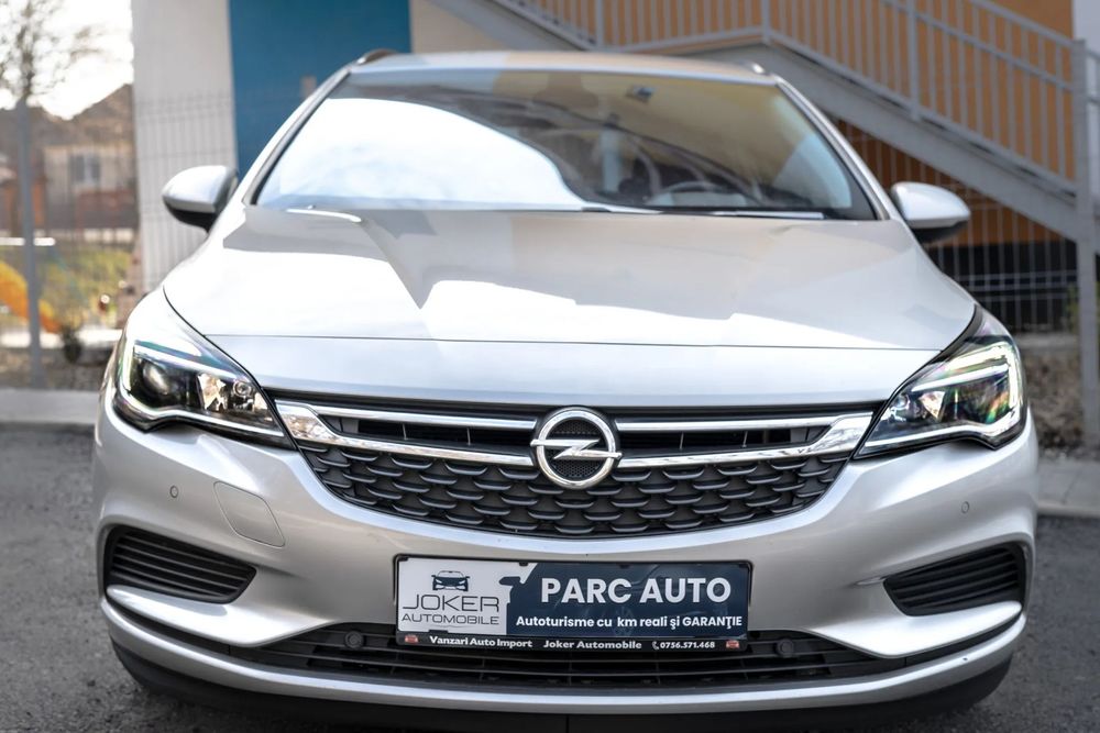 Opel Astra 2020 Garantie 3Ani Revizii la zii Vopsea de fabrica Istoric si KmReali