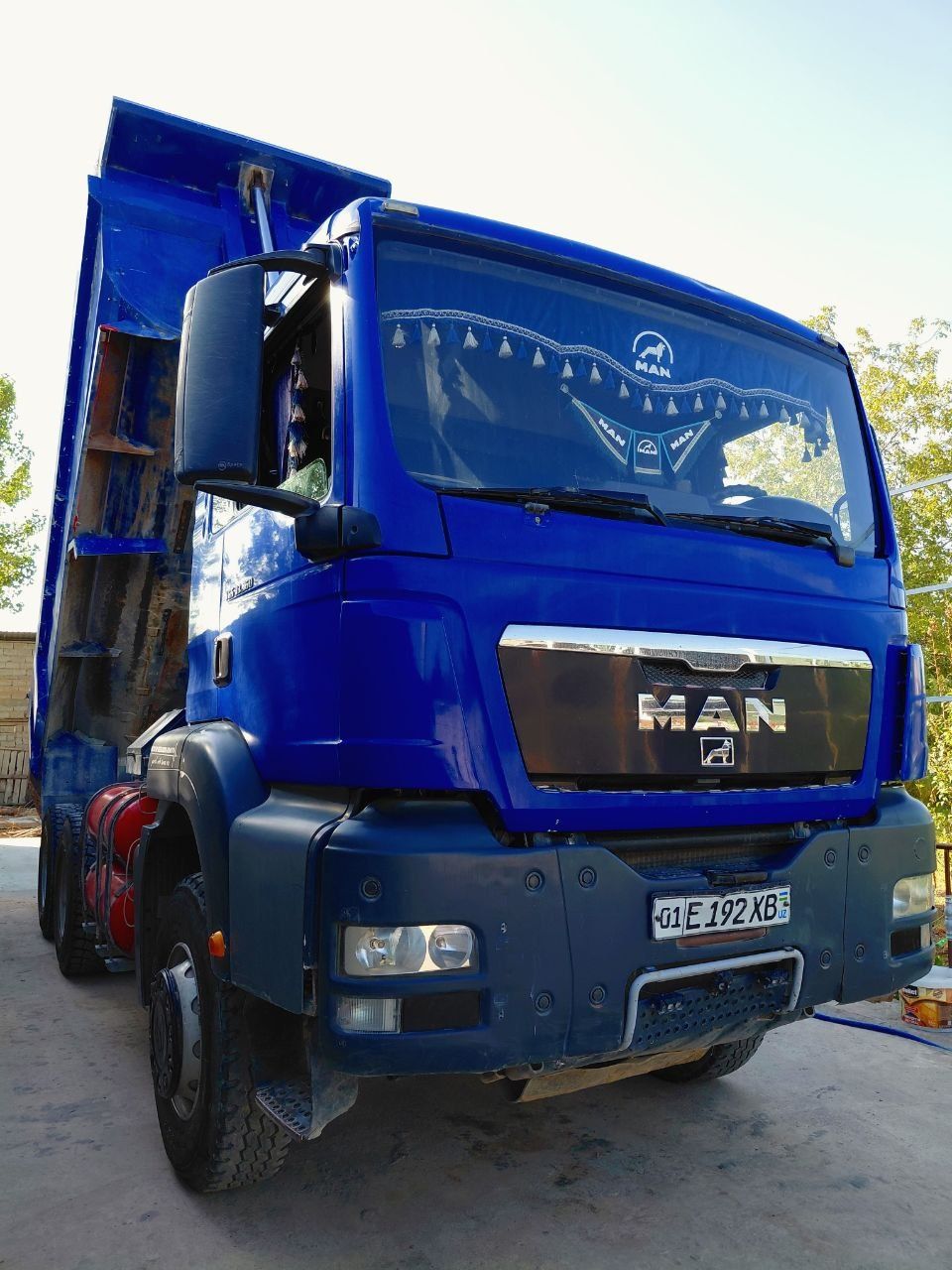 Samasval man yili 2012