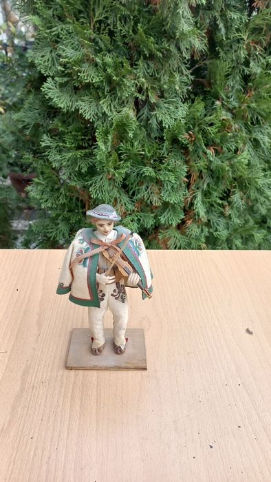 Стара фигура на цигулар