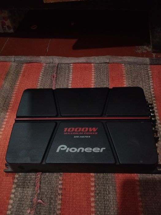 Pioneer usilitel